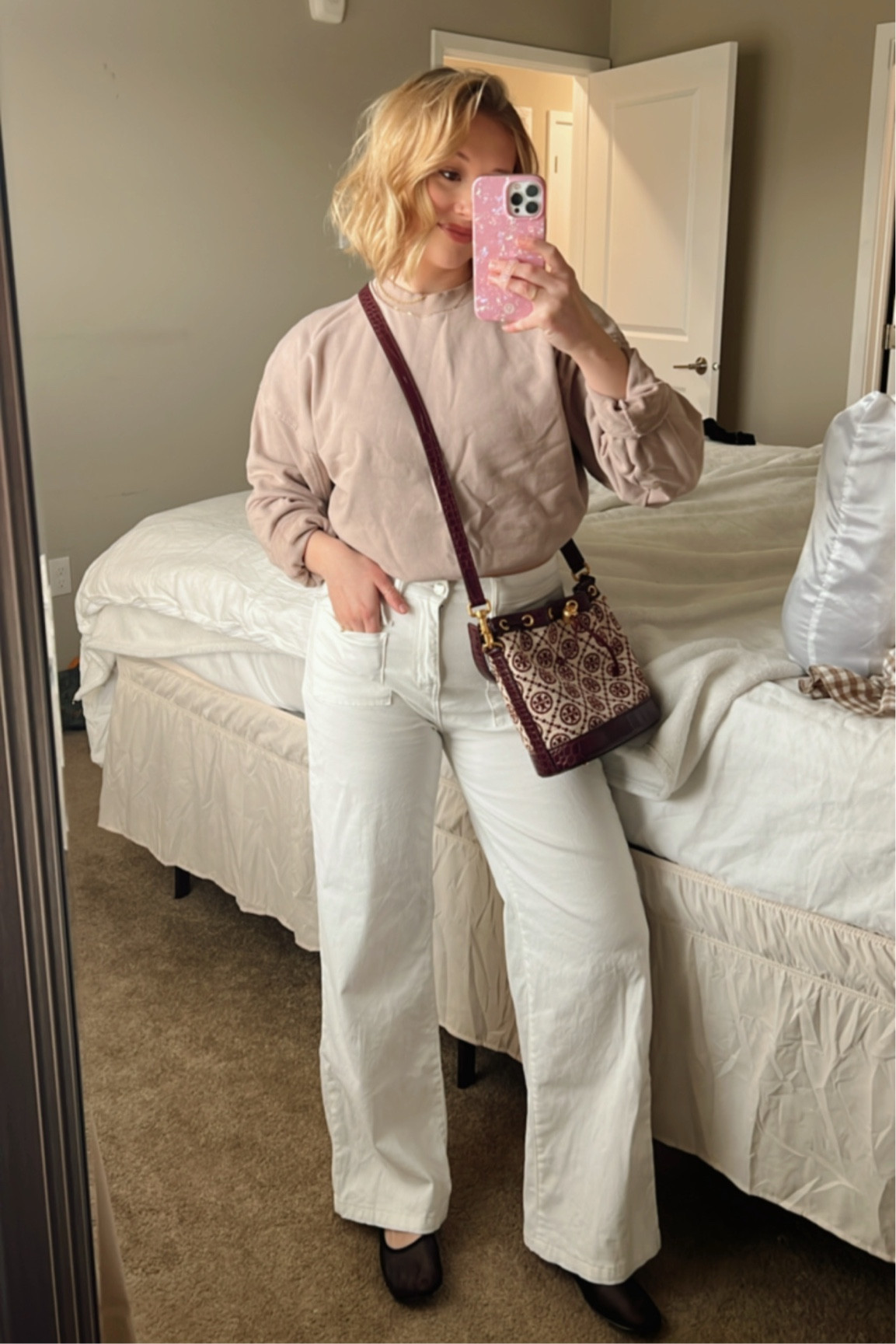 I just love this outfit ♥️💋

My purse was thrifted but I linked several of the exact same just different color themes ✨

•These white pants are on my Amazon storefront as well 🤍 size 4 
•size Medium in the Greene’s 
•size 7 in the flats 

#LTKWatchNow #LTKGiftGuide #LTKStyleTip