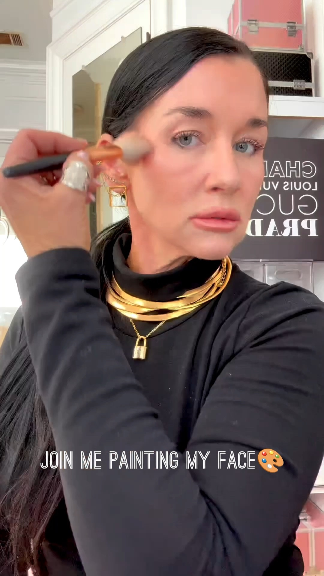 GRWM-Let’s paint my face🎨
Doing my face like it’s self-care 🪄💋
#grwm

#LTKselfcare #LTKmorningroutine #LTKgrwm