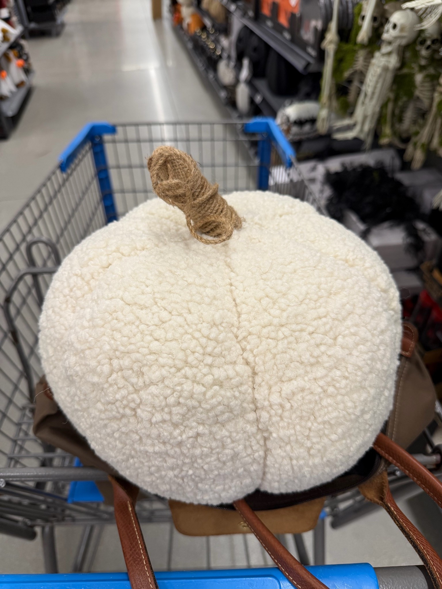 Walmart Halloween

#LTKSeasonal #LTKHome