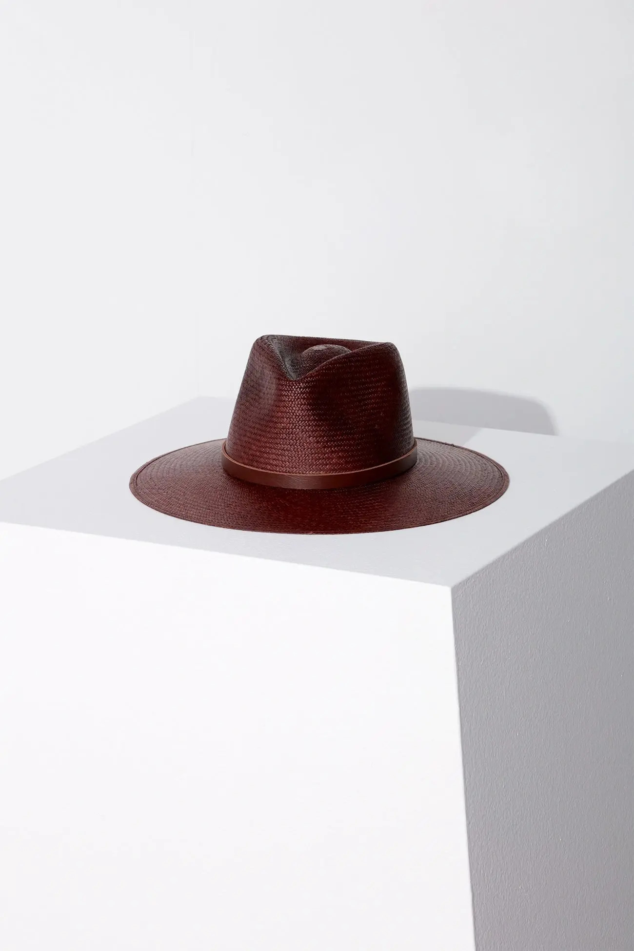 Scarlett Hat | Janessa Leone