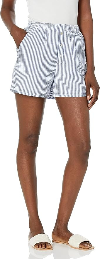 NIA Women's Vernon Short | Amazon (US)