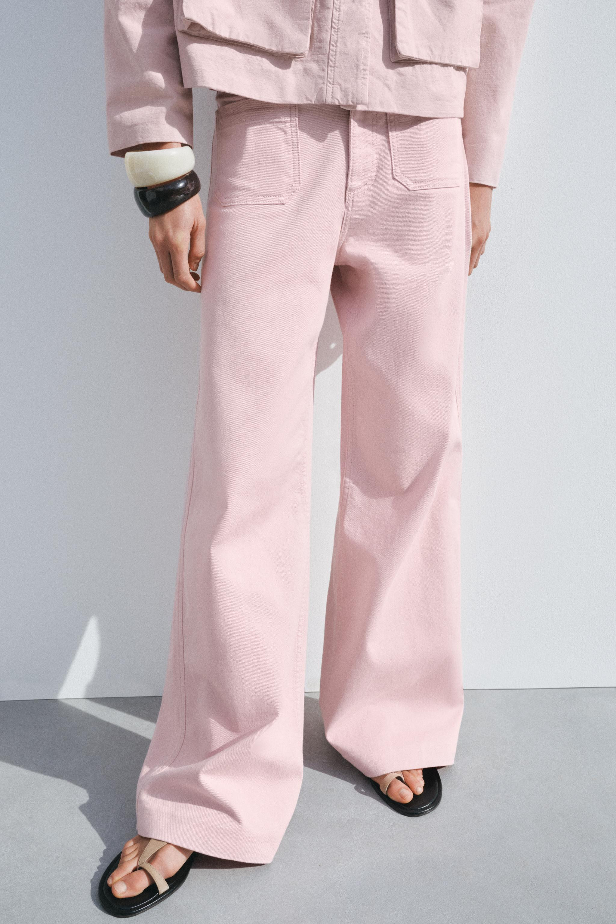 ZARA WOMAN COLLECTIONHigh-waisted jeans with belt loops. Front and back patch pockets. Straight l... | Zara US