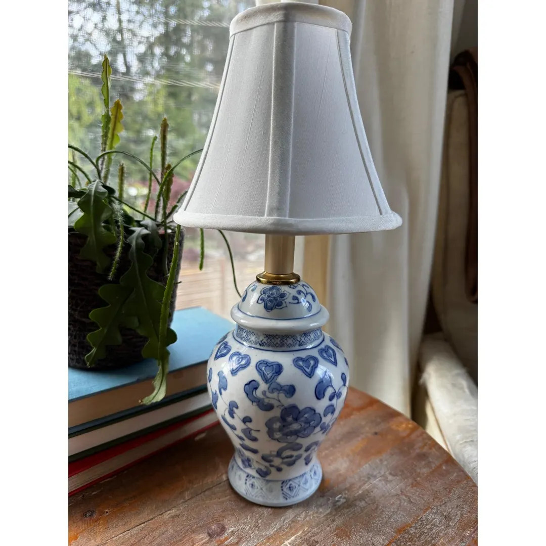 Vintage Blue and White Chinoiserie Ginger Jar Ceramic Table Lamp Petite 12.5in - Etsy | Etsy (Global)