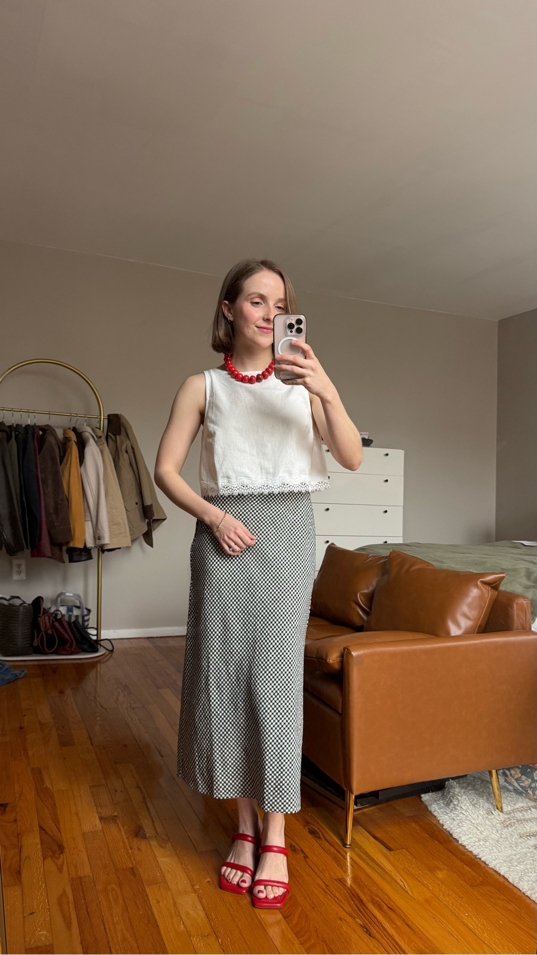 @gapstyle linen sets for 40% off! Extra 10% off w/ code BEST
wearing xs petite 


#LTKPetite #LTKSaleAlert #LTKTravel