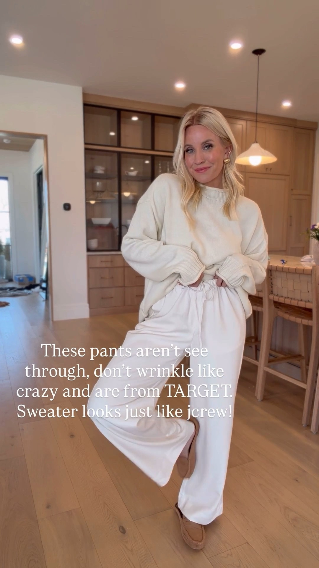 These pants are quickly becoming my new favorite pants! I did a size medium!

#LTKootd #LTKmomlife #LTKdayinmylife