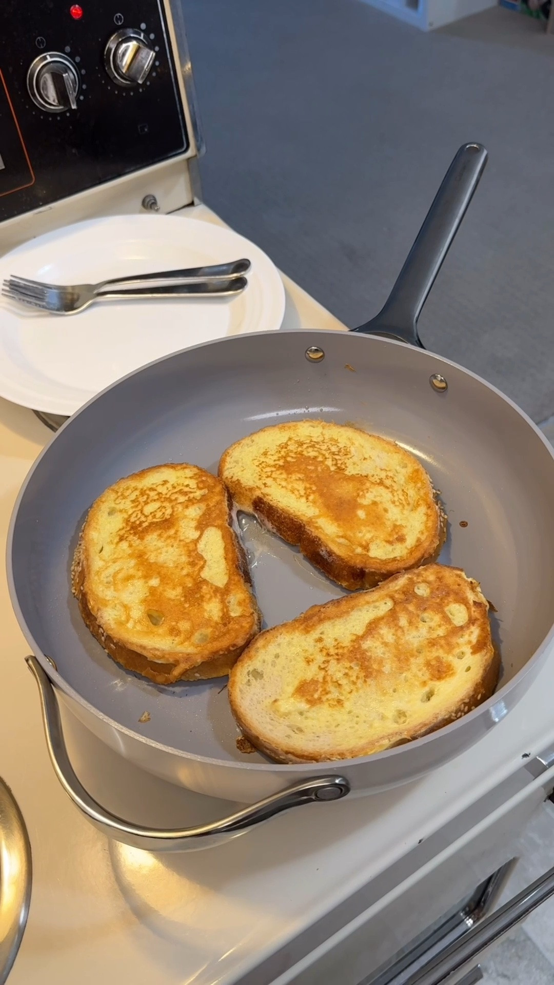 Easy breakfast made even better with my favorite pan 🍳✨

This Caraway pan heats beautifully, cleans up effortlessly, and makes everyday cooking so enjoyable. Perfect for French toast, eggs, and all your breakfast favorites.

Shop this pan and more of my kitchen favorites here 🤍

#LTKhome #LTKkids #LTKpetite