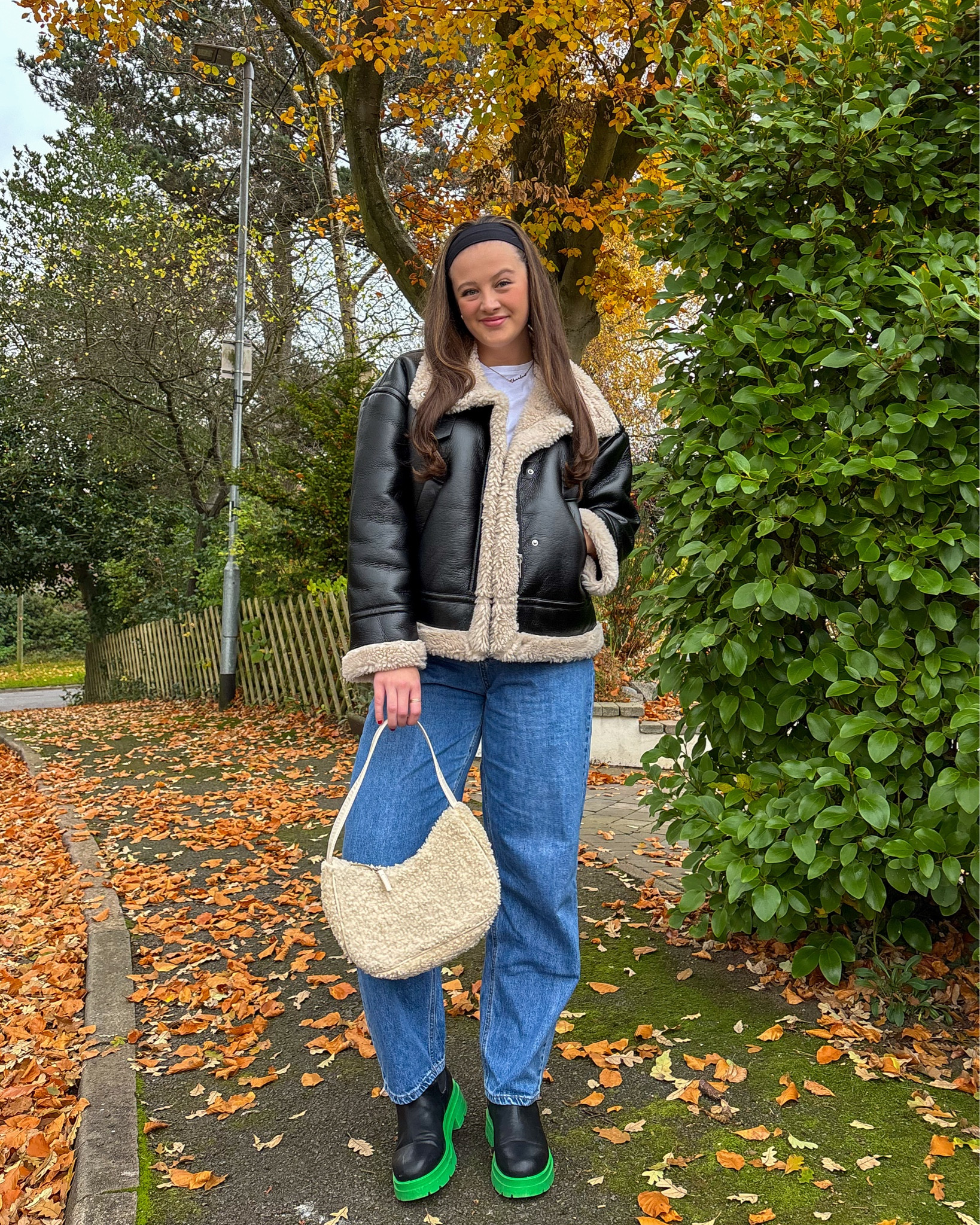everyday autumn uniform💚🍂☁️ similar items to my outfit linked below! #aviatorjacket #greenboots #greensoleboots #darkbluedenimjeans #autumnootd #winterootd #autumnoutfitinspo #autumnoutfitideas 

#LTKautumn #LTKuk #LTKmidsize