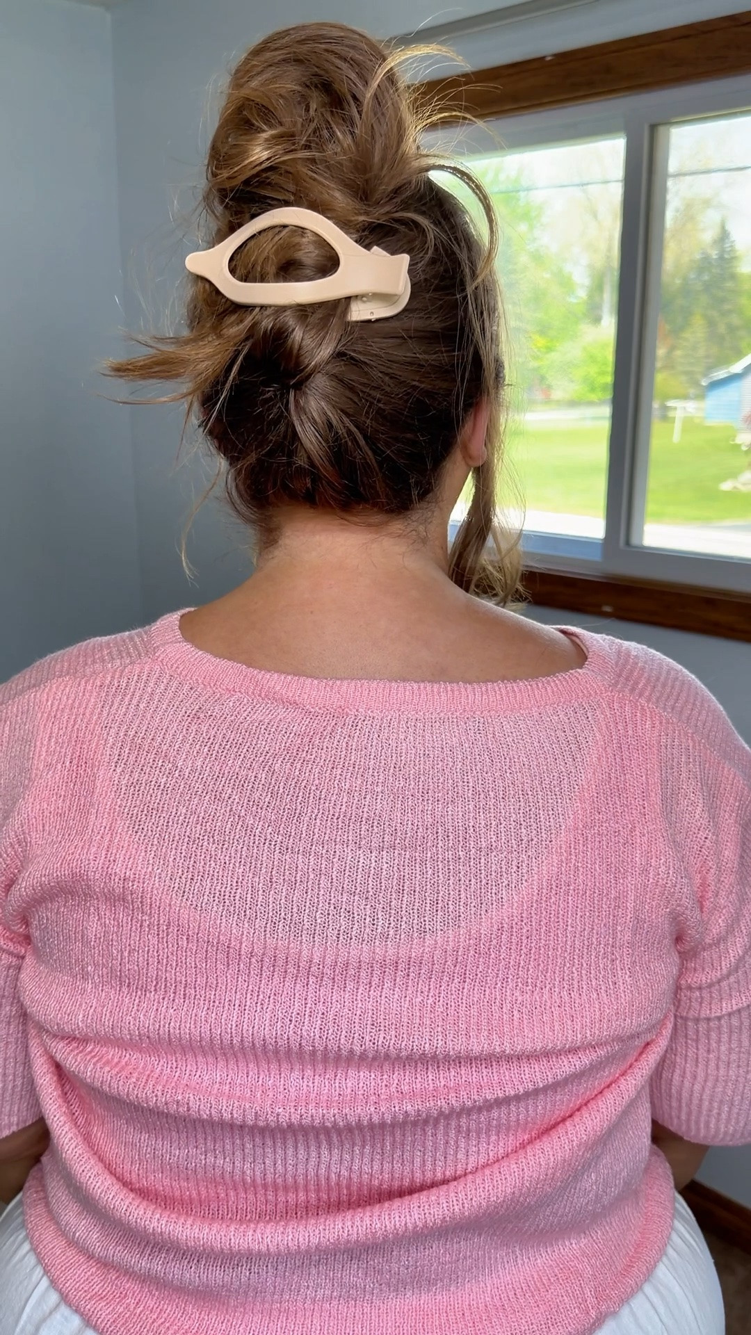 amazon finds that actually deserve the hype 🤍 these claw clips are one of my BEST sellers for a reason!! they hold my thick hair SO well, are super easy to use, and you get 8 for under $10 👀

#LTKPlusSize #LTKSaleAlert #LTKBeauty
