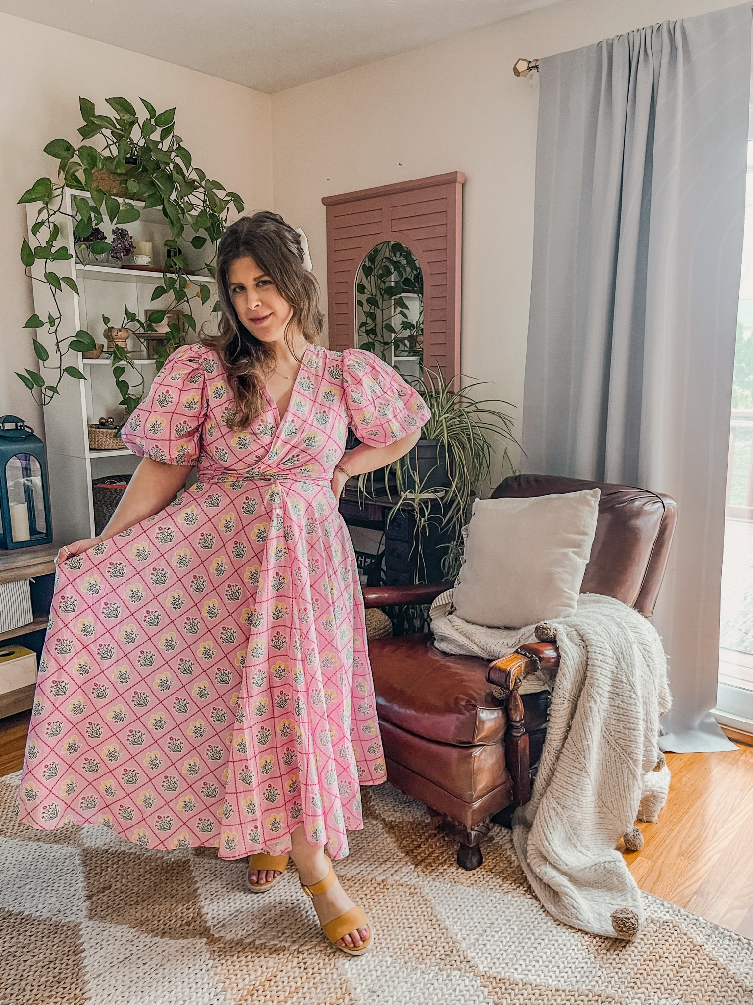 Love how versatile this dress is. The bow can be tied in the front and back 



#LTKparties #LTKstyletip #LTKSeasonal