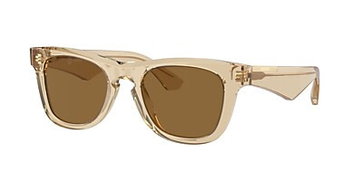 BE4426 | Sunglass Hut (US)