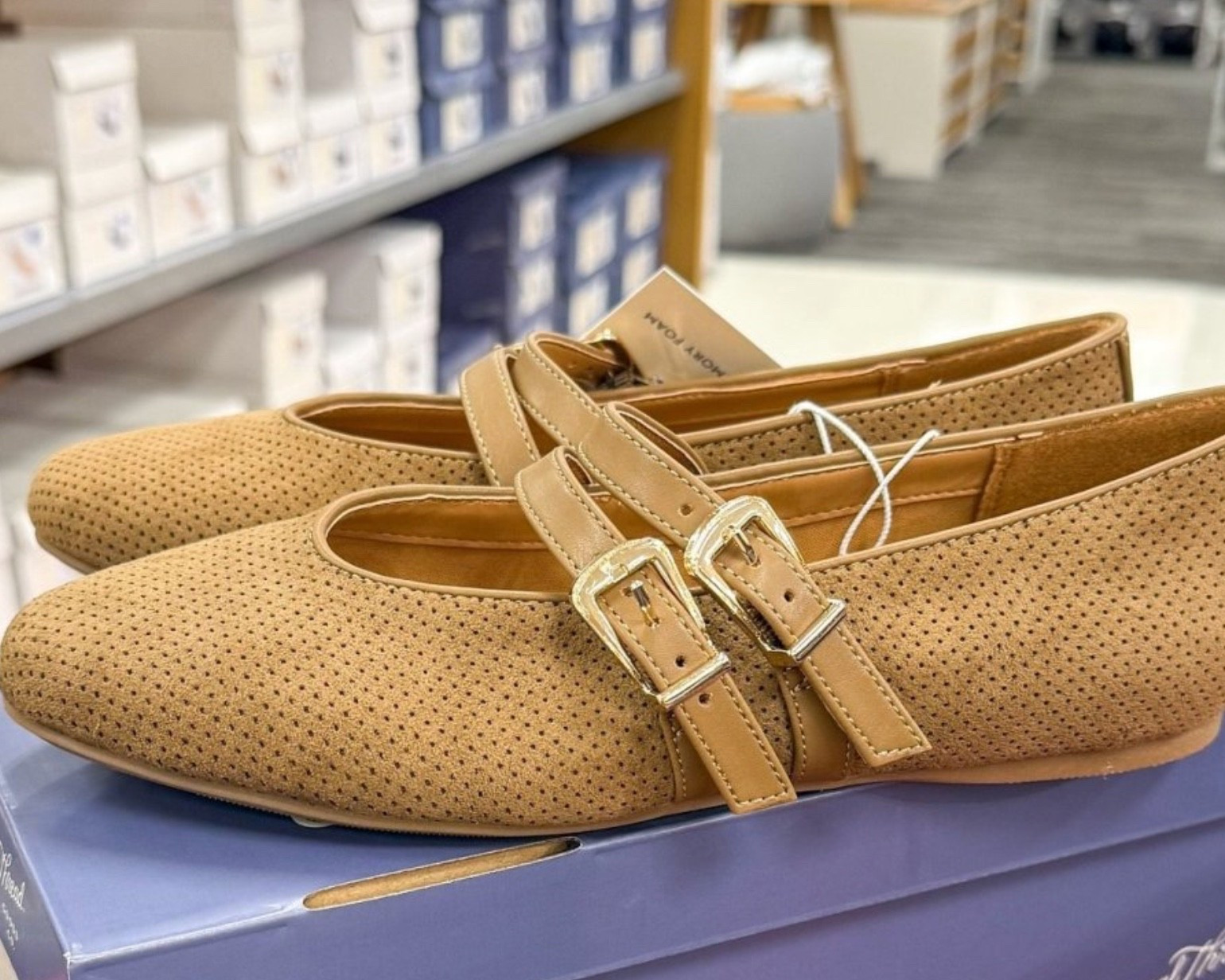 The flats at Target are going VIRAL for a reason! The perfect shoes for fall and winter! #target #targetpartner #targetfind #targetshoe #womensshoes #fallstyle #fallshoe

#LTKSeasonal #LTKShoeCrush