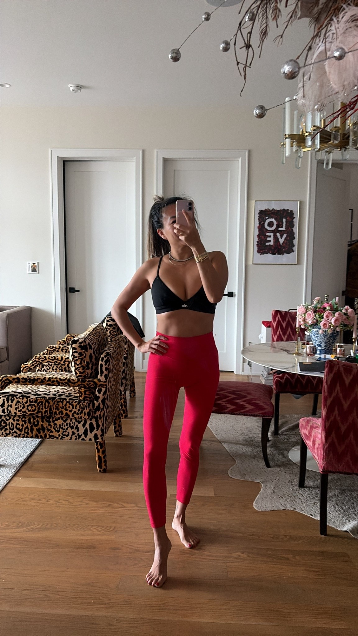 Best no seam front leggings like lululemon but Amazon. Alo sports bra. Workout style. Size small in both  

#LTKfitnessgoals #LTKActive #LTKFindsUnder100