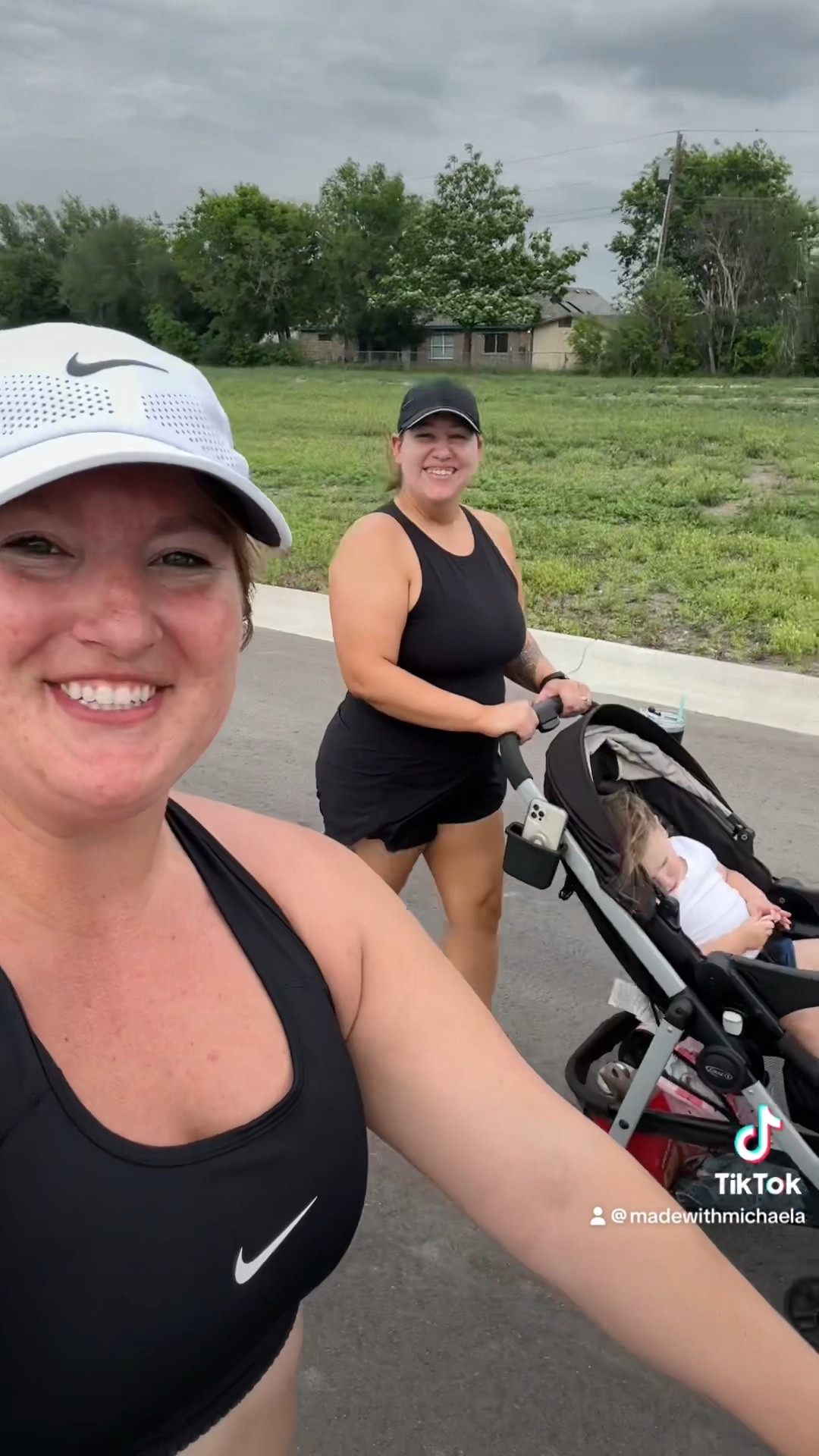 Getting Healthy with Renpho and weights

#LTKsalealert #LTKfitness #LTKmidsize