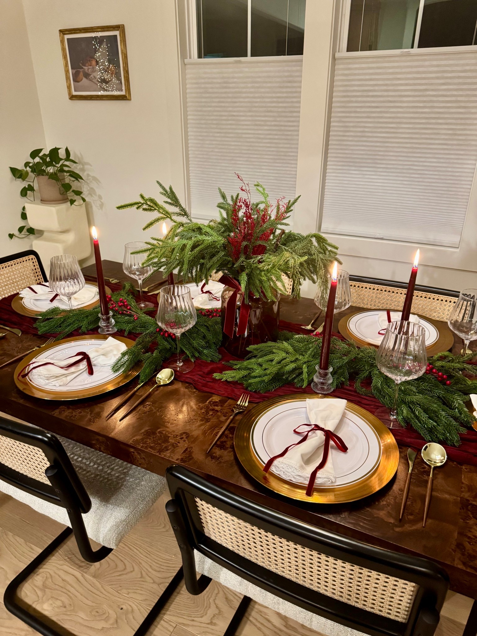easy + elevated Christmas tablescape idea!

#LTKSeasonal #LTKHome #LTKHoliday
