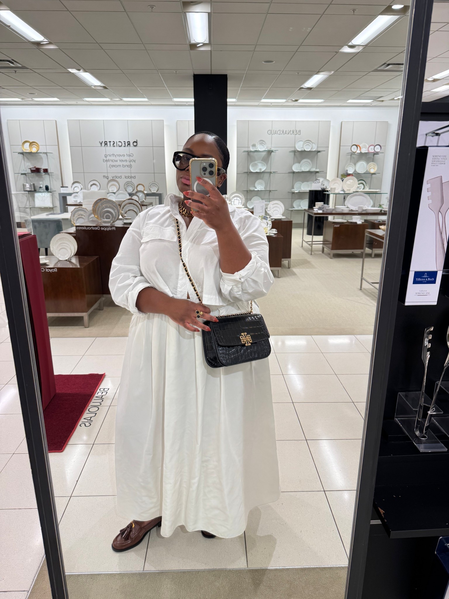 My favorite Tory Burch bag... I’ve tagged one that isn’t croc. Still adorable!!! 

#LTKItBag