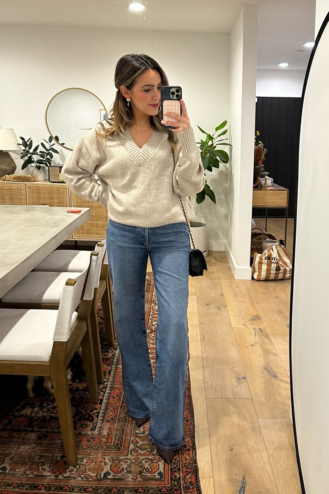 Love these jeans! So comfy and flattering - I’m wearing a size 25 and  they run true to size 🤍 #denim

#LTKStyleTip #LTKSeasonal