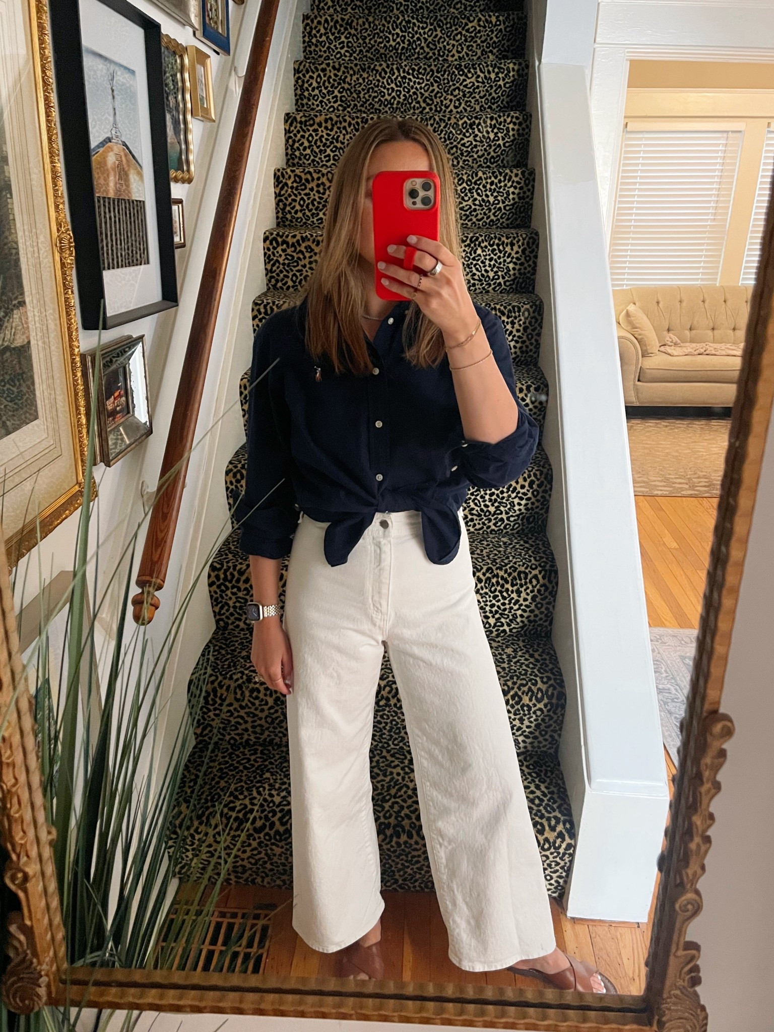 The best wide leg, flattering jeans! I’m obsessed. I got them in 3 colors. Under $30! 

#LTKFindsUnder50 #LTKWorkwear #LTKStyleTip