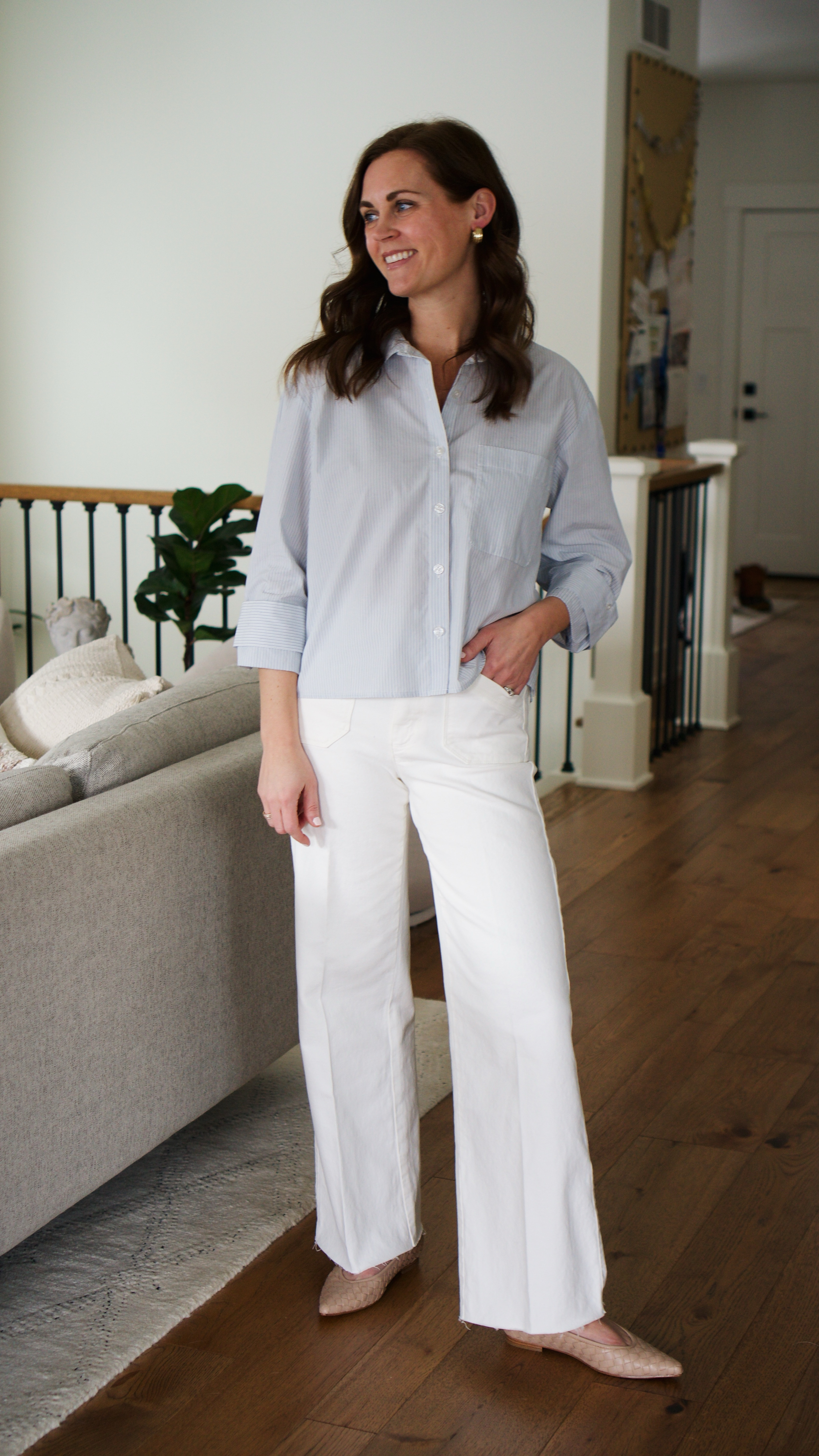 Jeans size 25
Tops size small
Shoes true to size

All items are #gifted
#ad @EvereveOfficial #EverevePartner #EvereveStyle


#LTKOver40 #LTKSeasonal #LTKStyleTip