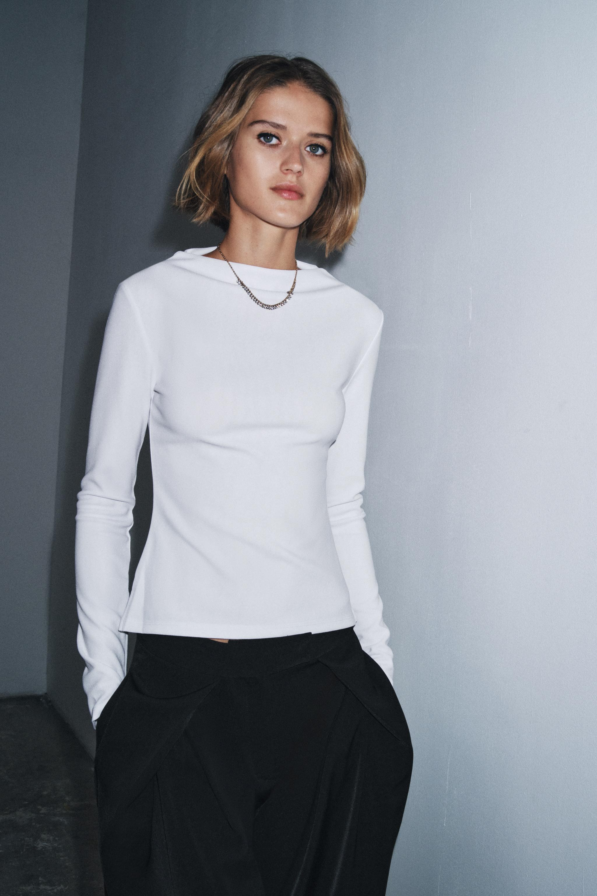 CREPE MOCK NECK T-SHIRT | Zara US
