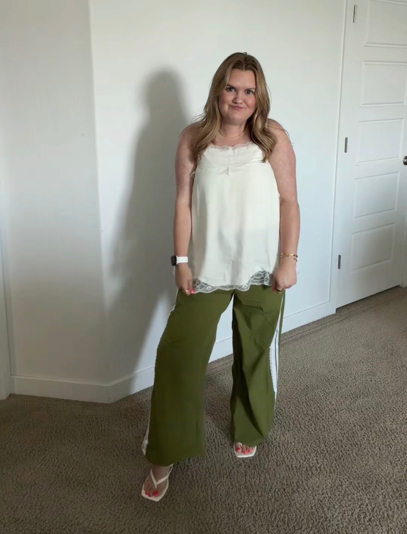 Obsessed with this outfit💚

#LTKmomlife #LTKootd #LTKgrwm
