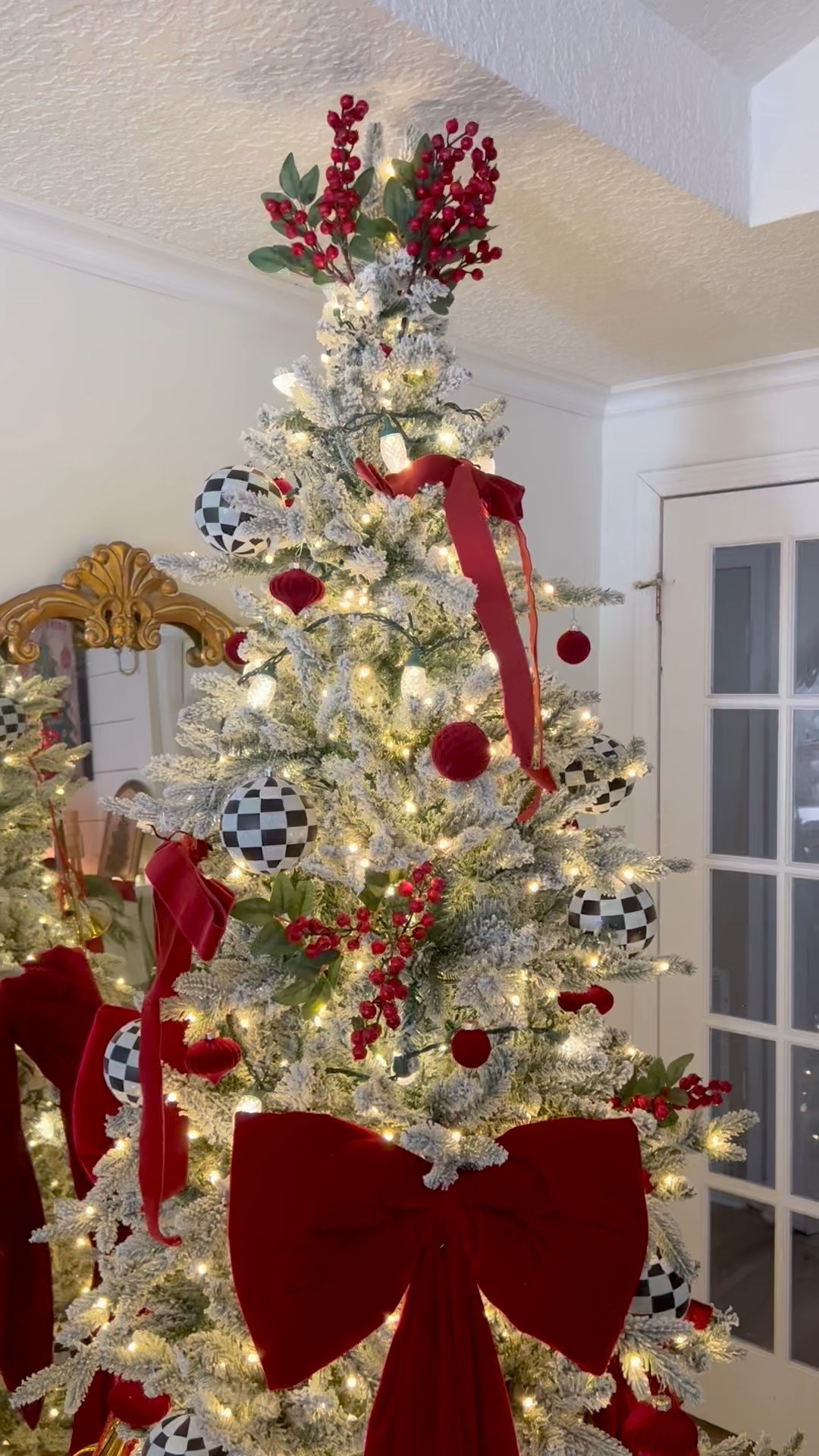 7.5’ Queen Flock with 800 led lights


#LTKSeasonal #LTKHoliday #LTKHome