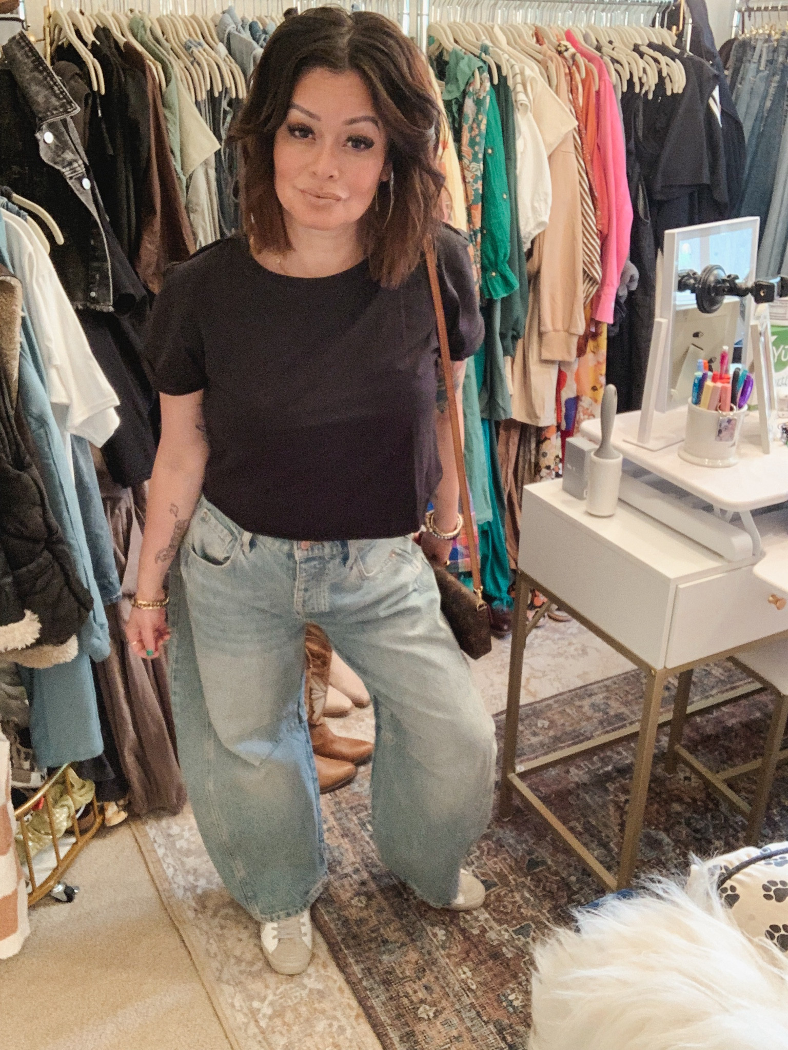 Classic cropped tee. Wearing a medium.

Size 28 

Barrel jeans


#LTKU #LTKStyleTip #LTKSaleAlert