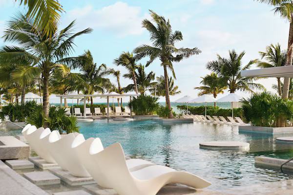 Black Friday Hotel Deals 2025 - BIG Travel Deals | Hotels.com | Hotels.com (US)