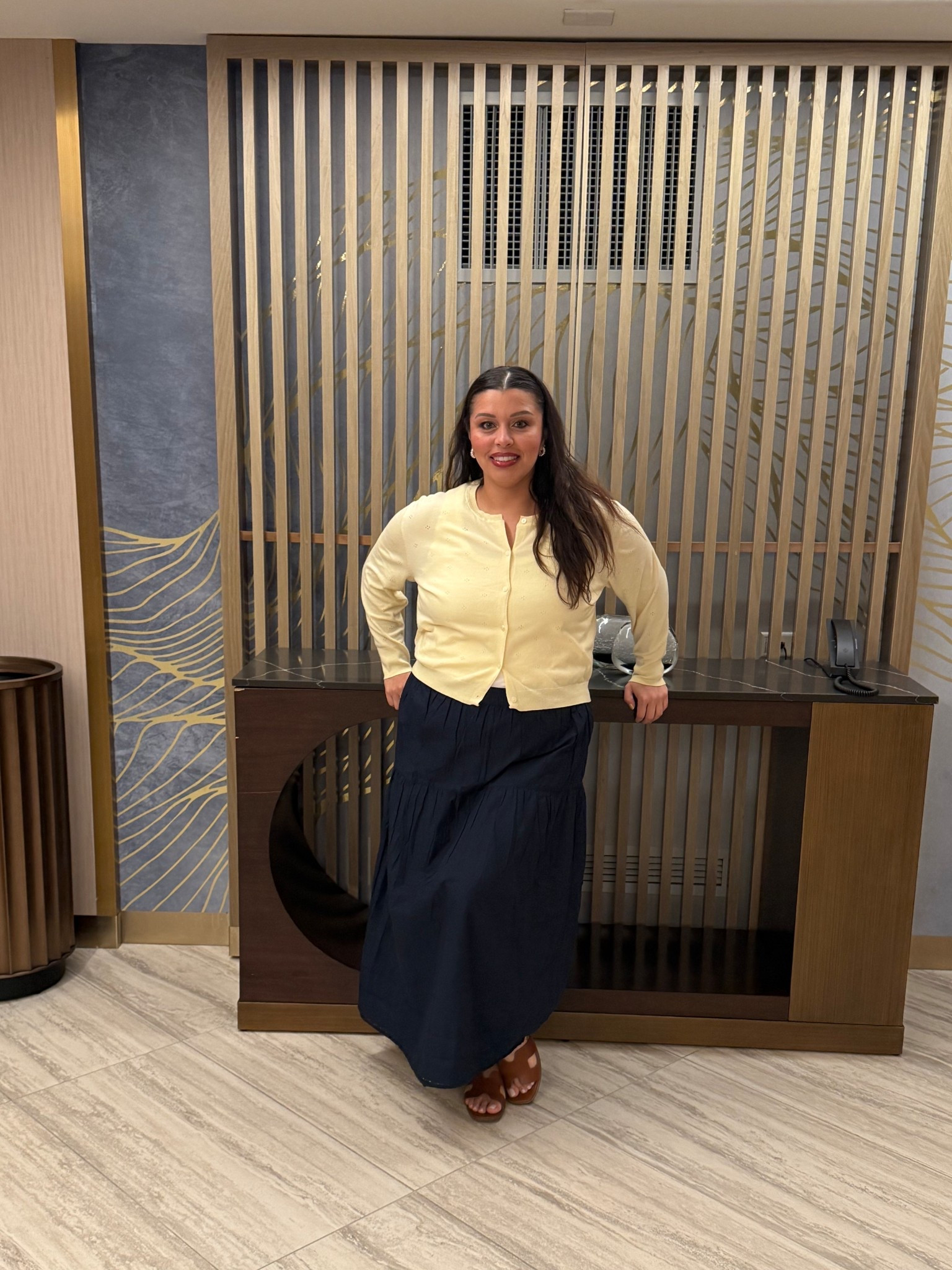 Makeup + Outfit of a mom in her 40’s 

Spring, spring outfit, Outfit, mom outfit, cute outfit, cozy outfit, chic outfit, Mom style, fashion over 40, outfit of the day. trends 

#LTKMidsize #LTKgrwm #LTKootd