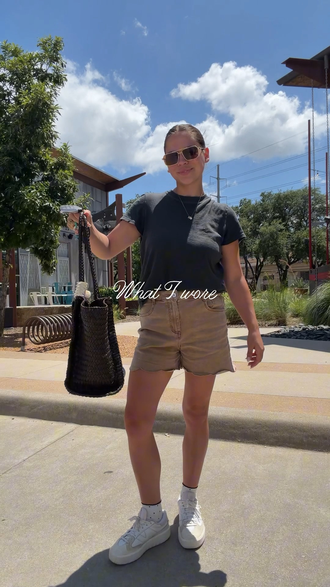 5-minutes-to-get-out-the-door kinda outfit! Easy and comfy!👟

#LTKootd #LTKmomlife #LTKmorningroutine