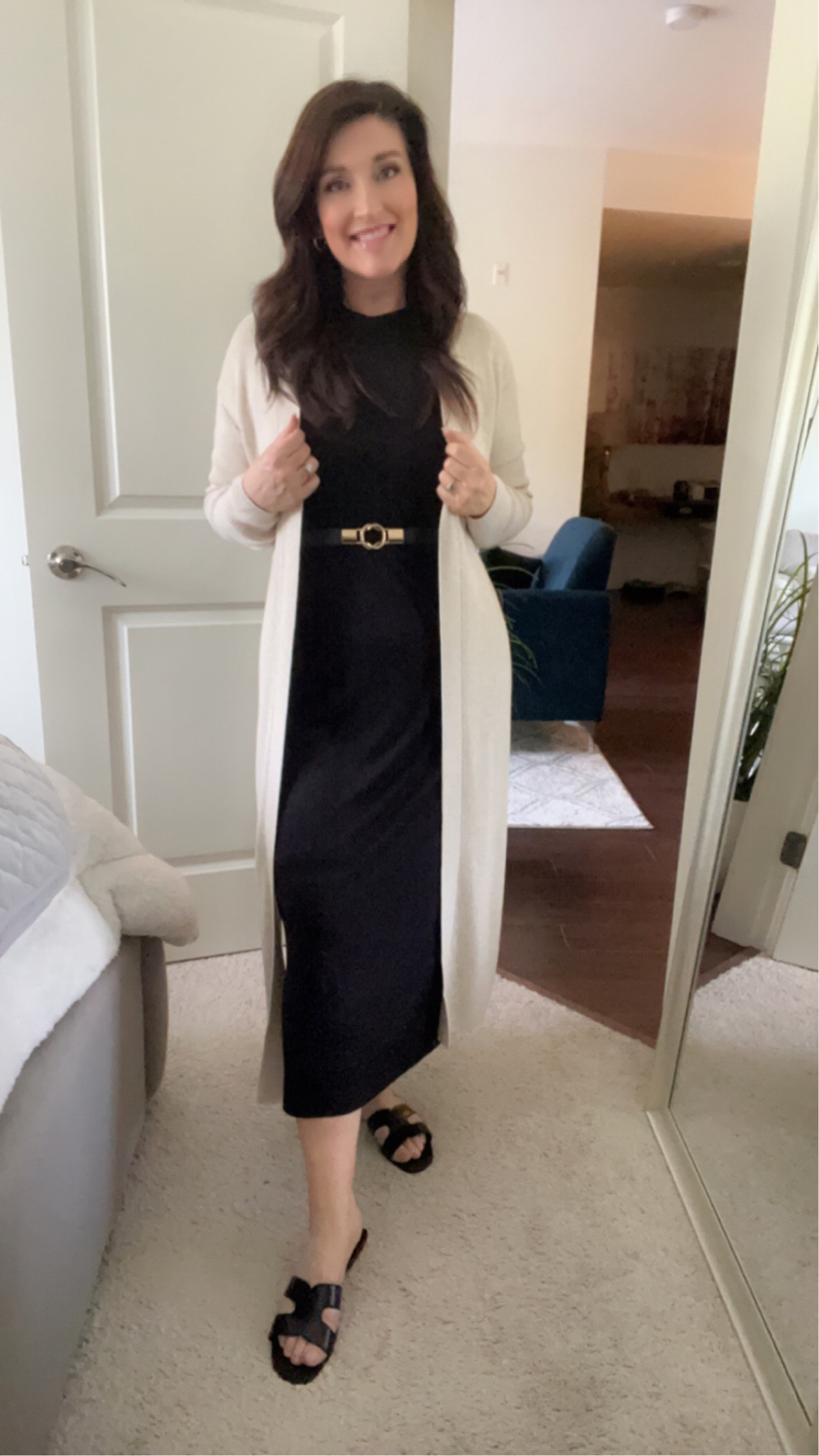 Basic black t-shirt dress styling. I’m wearing a size medium in all but wasn’t able to find the exact t-shirt dress that I’m wearing since I got mine in store  

#LTKshoecrush #LTKfit #LTKFind