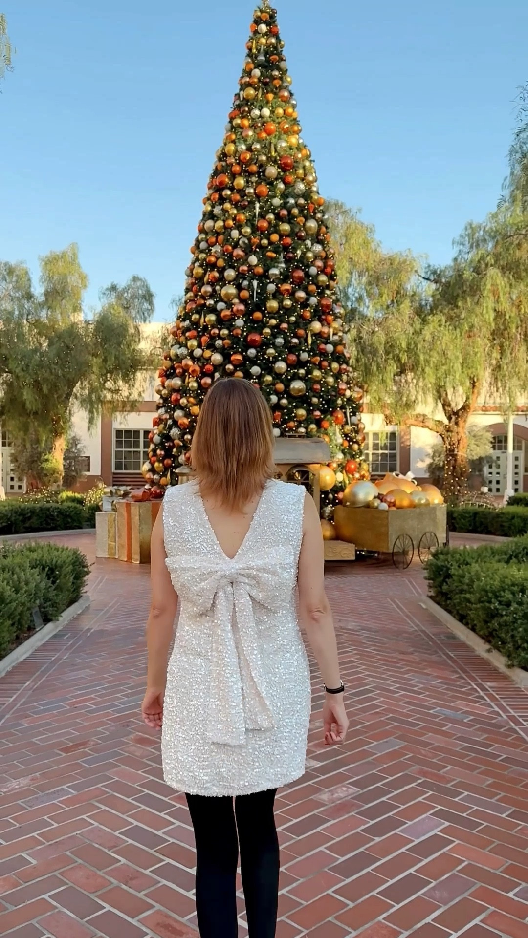 Sequin Holiday Bow Dress 

#LTKHoliday #LTKSeasonal #LTKFindsUnder100