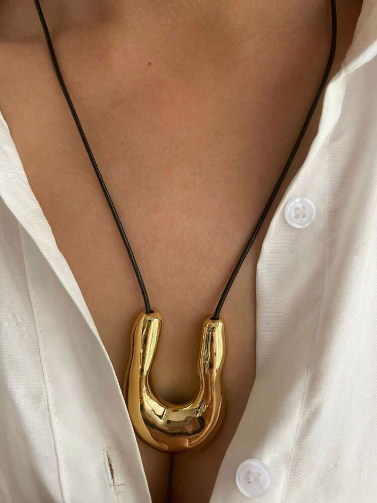 1pc Fashionable Luxury U-Shape Pendant 18K Gold Plated Waterproof Minimalist Leather Cord Necklac... | SHEIN