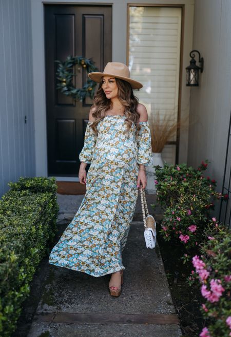 Cutest floral maternity dress. Wearing size small

Bump style
Maternity style
Pregnancy style
Baby shower dress
Bump friendly dress



#LTKsalealert #LTKSeasonal #LTKbump