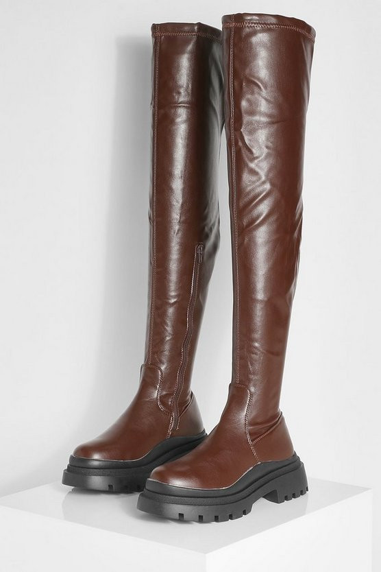 Overknee-Stiefel mit wellenförmiger Sohle | Boohoo.com (DE)