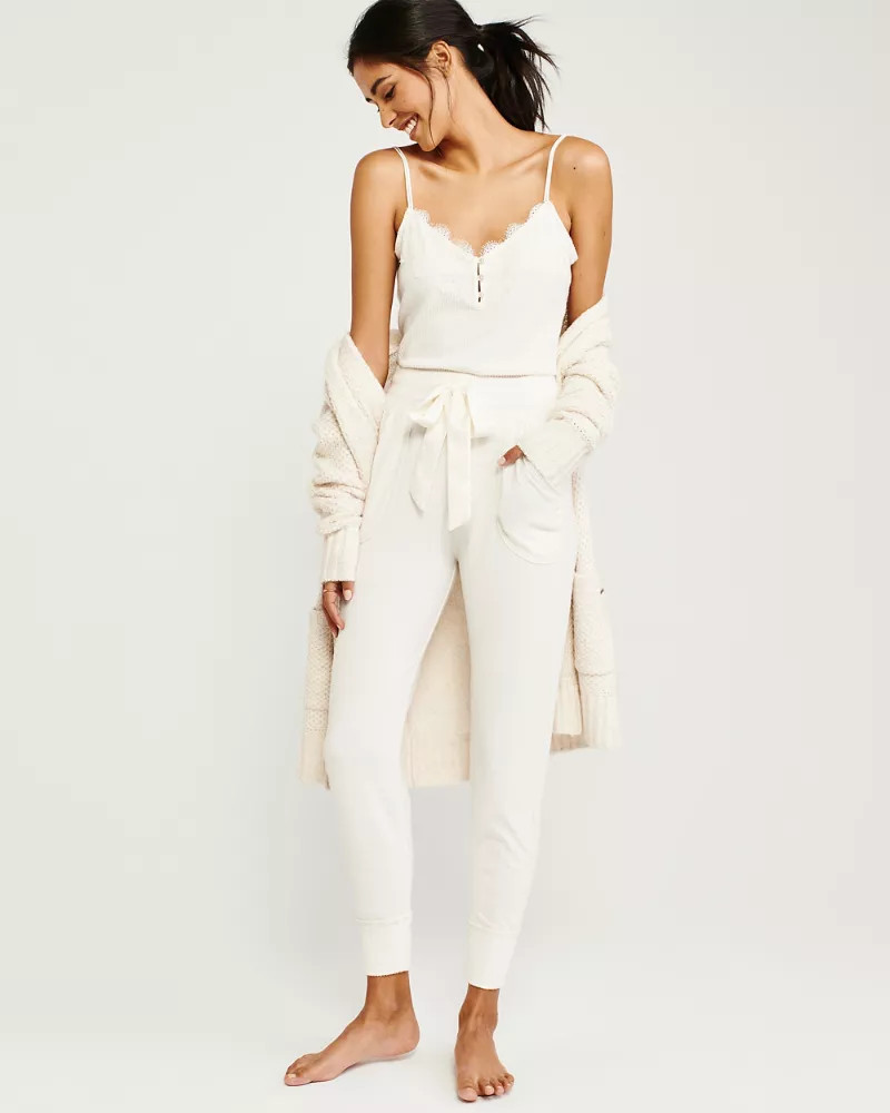 High Rise Joggers | Abercrombie & Fitch US & UK