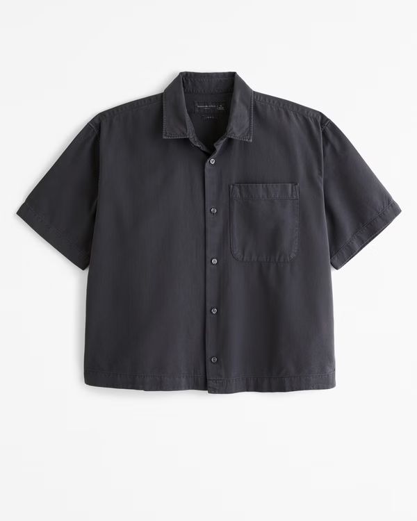 Short-Sleeve Cropped Workwear Button-Up Shirt | Abercrombie & Fitch (US)