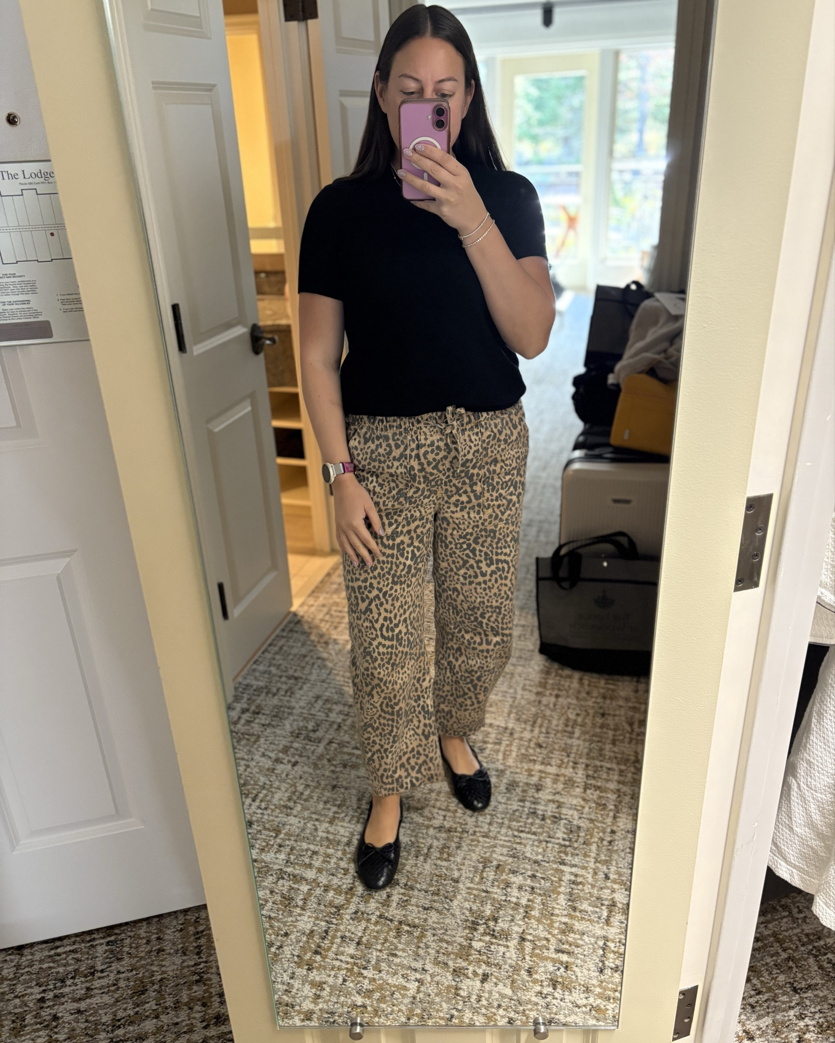 Loooovong the new pull on barrel pants from gap factory. Cheetah print is always good idea. Wearing a medium in the top and bottom. 

Amazon find / Amazon fashion / barrel jeans / ballet flats / casual / fall style 

#LTKSaleAlert #LTKWorkwear #LTKFindsUnder50