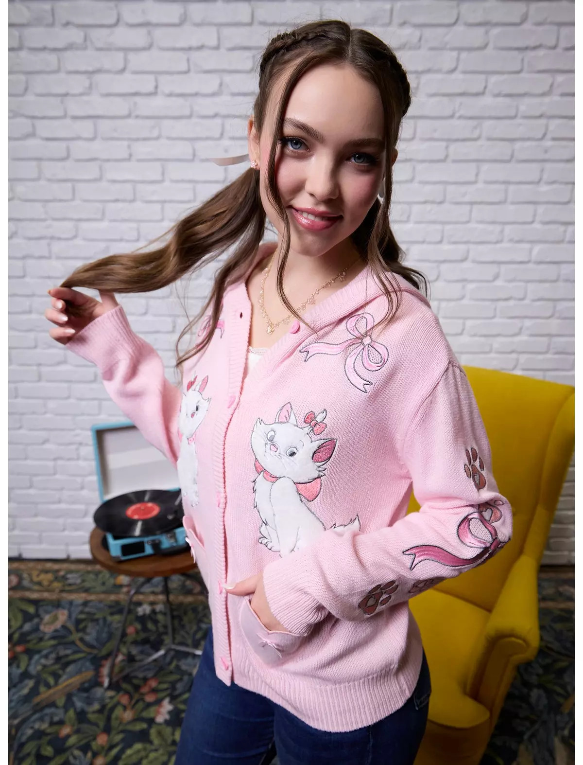 Her Universe Disney The Aristocats Marie Girls Hooded Cardigan | Hot Topic | Hot Topic