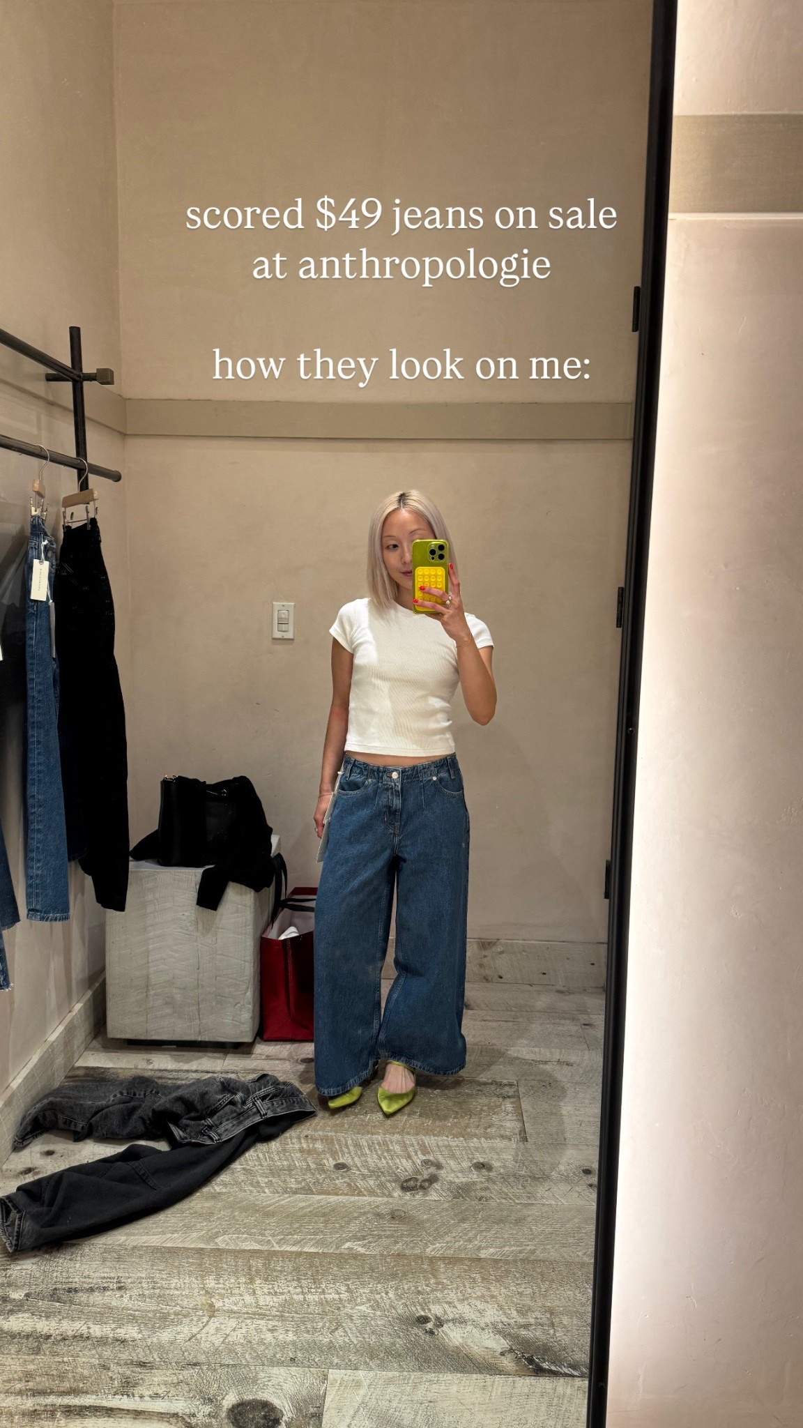 i'm 4'11" and wearing size 25! hits low waist for me. so comfy and stretchy 