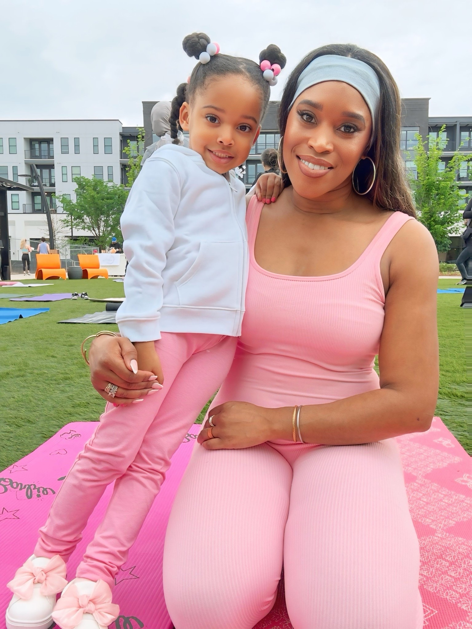 Mommy and me matching yoga fits 💕

For reference, I’m wearing a size large.

#LTKActive #LTKFindsUnder100 #LTKStyleTip