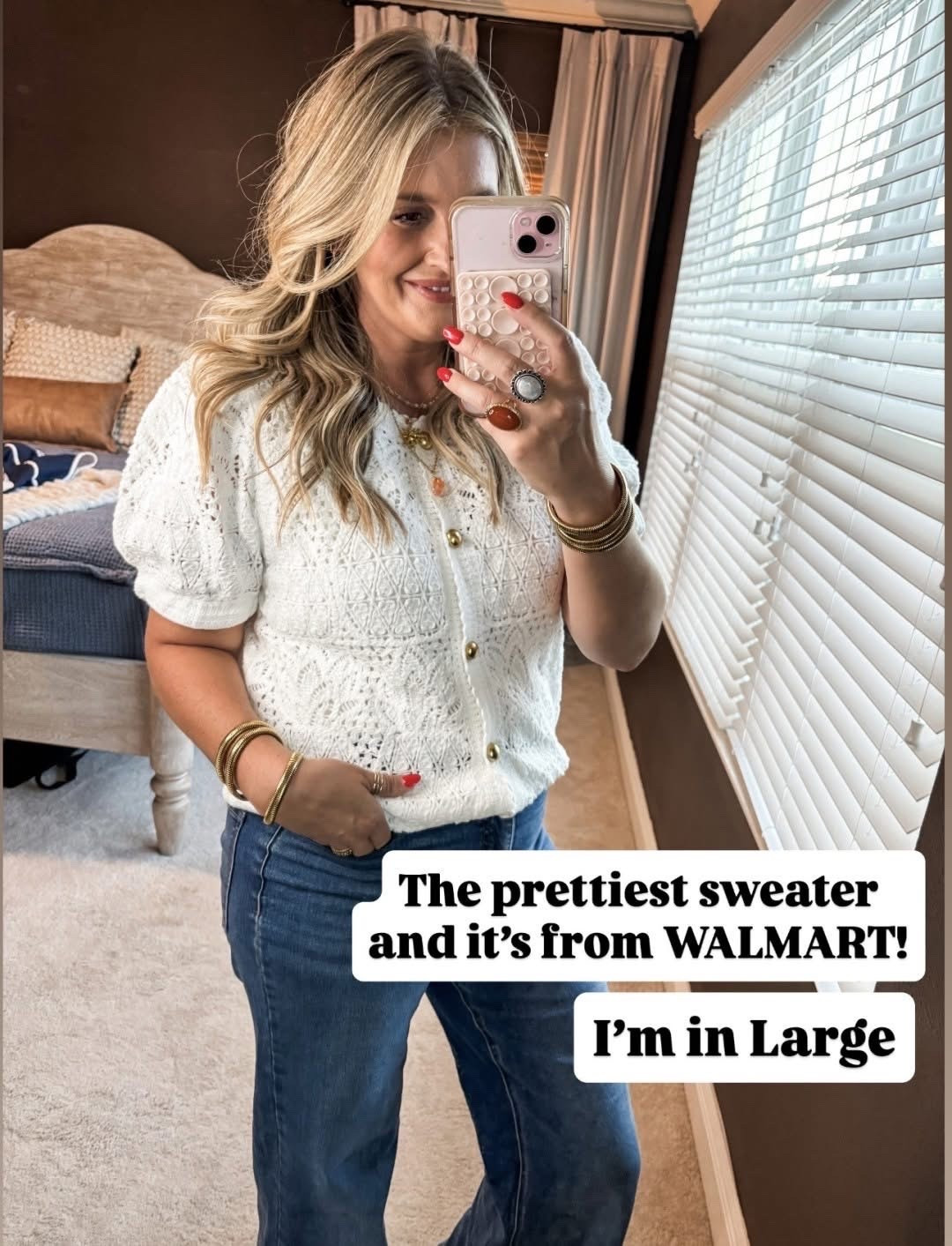 OMG can you believe this gorgeous top is from WALLY?! If you look closely, the pattern has fun pineapples on it! Those gold buttons though😍😍
