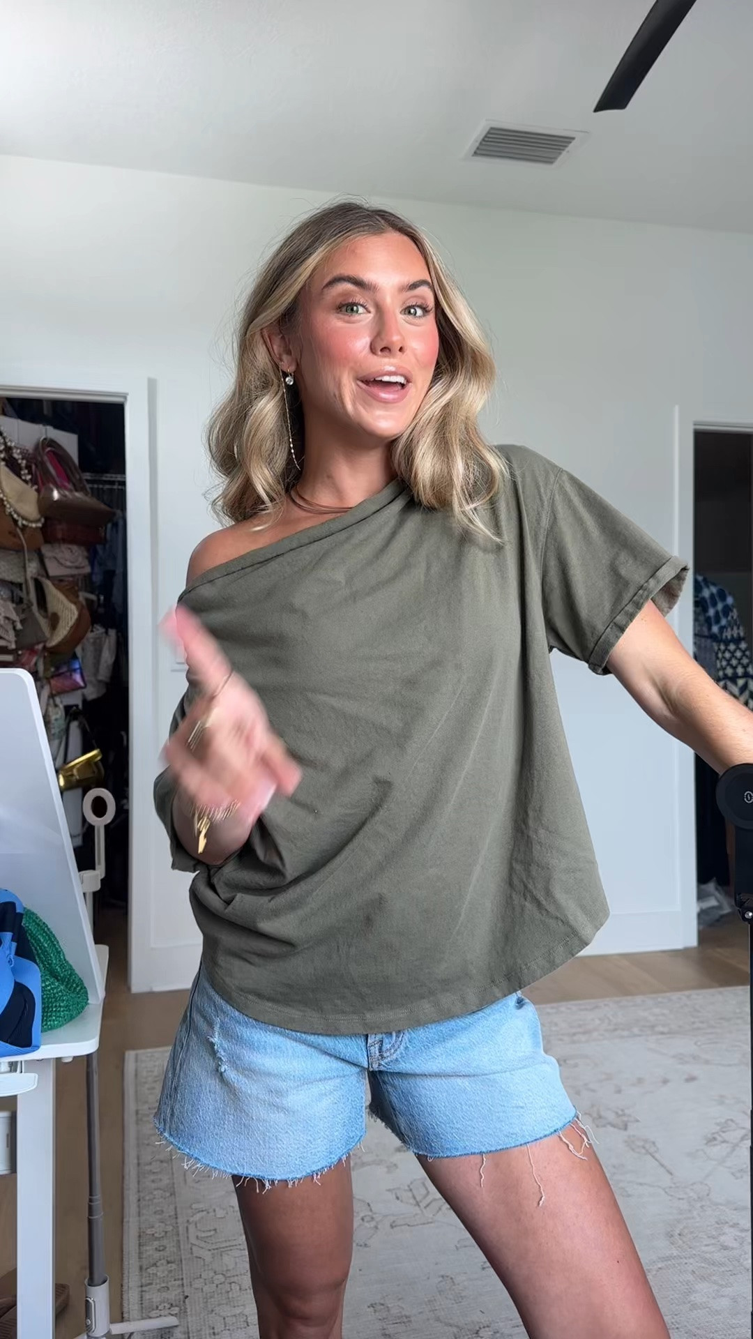 it pays to invest in your closet staples that you’re styling daily 🤭 nothing beats the perfect fit and good quality. this is my go to don’t know what to wear outfit, white tee and denim shorts. 5’4/24/xs. 

#nuuds #nuudstryon #nuudshaul #closetstaples @nuuds

#LTKootd #LTKSeasonal #LTKdayinmylife