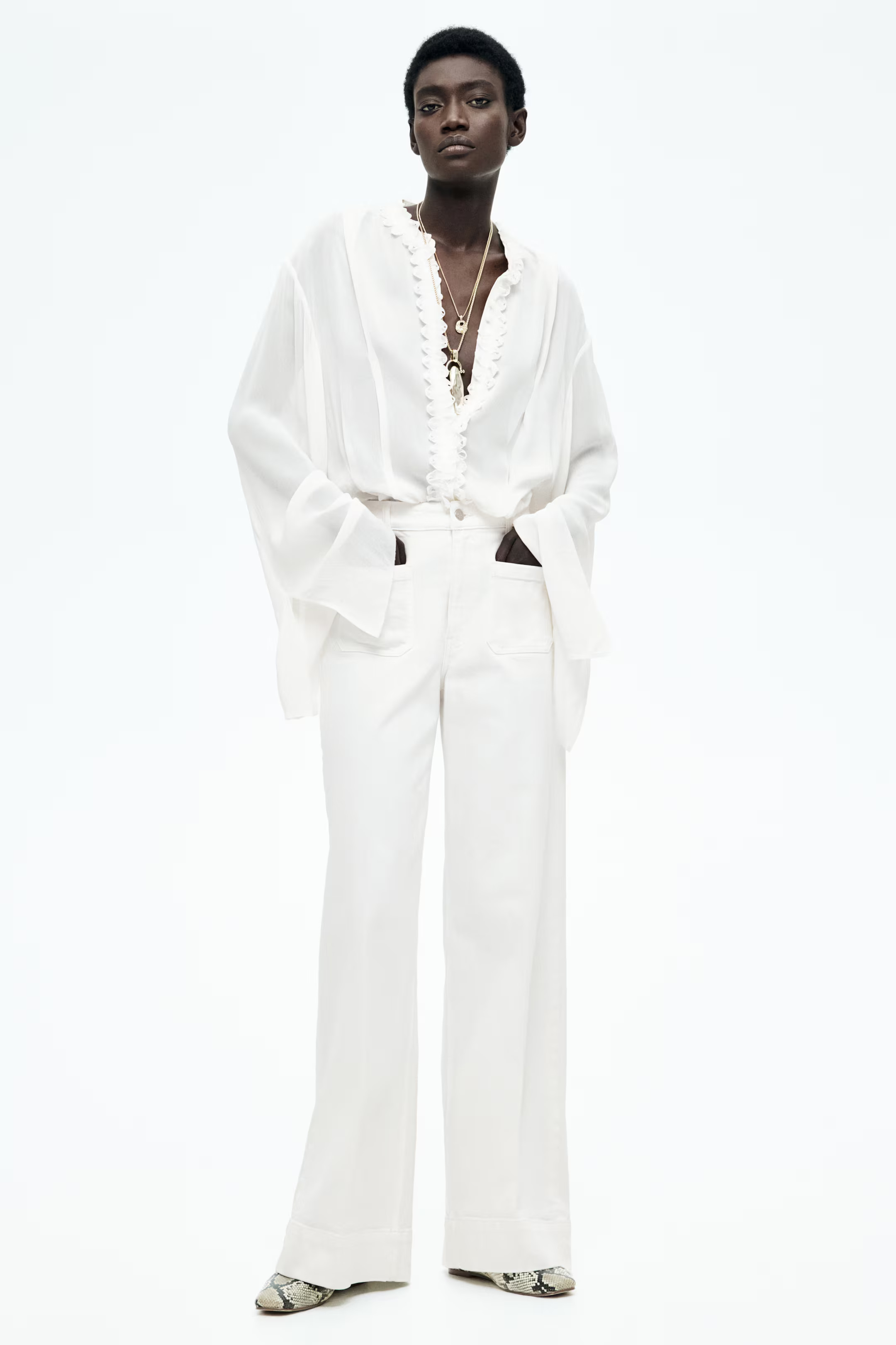 Wide High Jeans | H&M (UK, MY, IN, SG, PH, TW, HK)