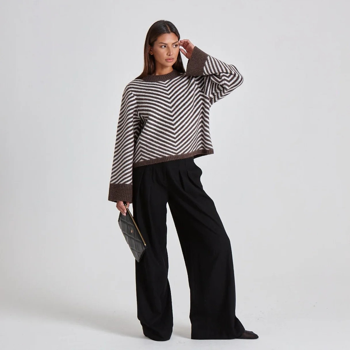 CHEVRON KNITTED CREWNECK - BROWN / CREAM | WAT The Brand