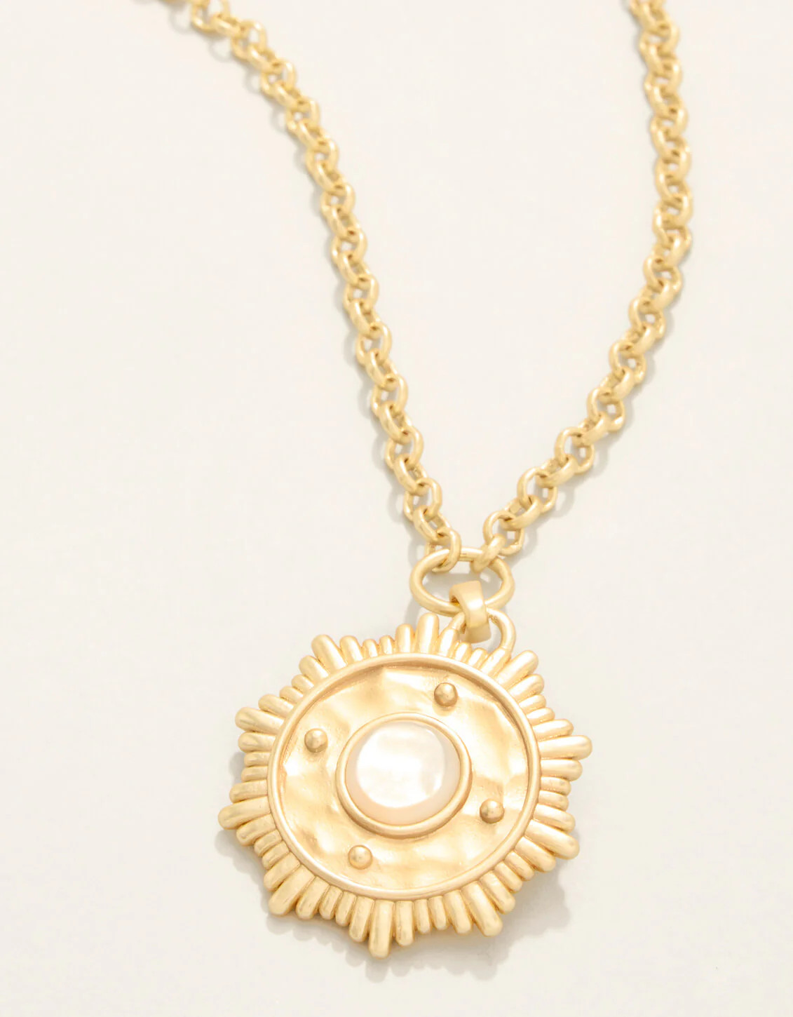 Centered Medallion Necklace 20" Mother-of-Pearl | Spartina 449