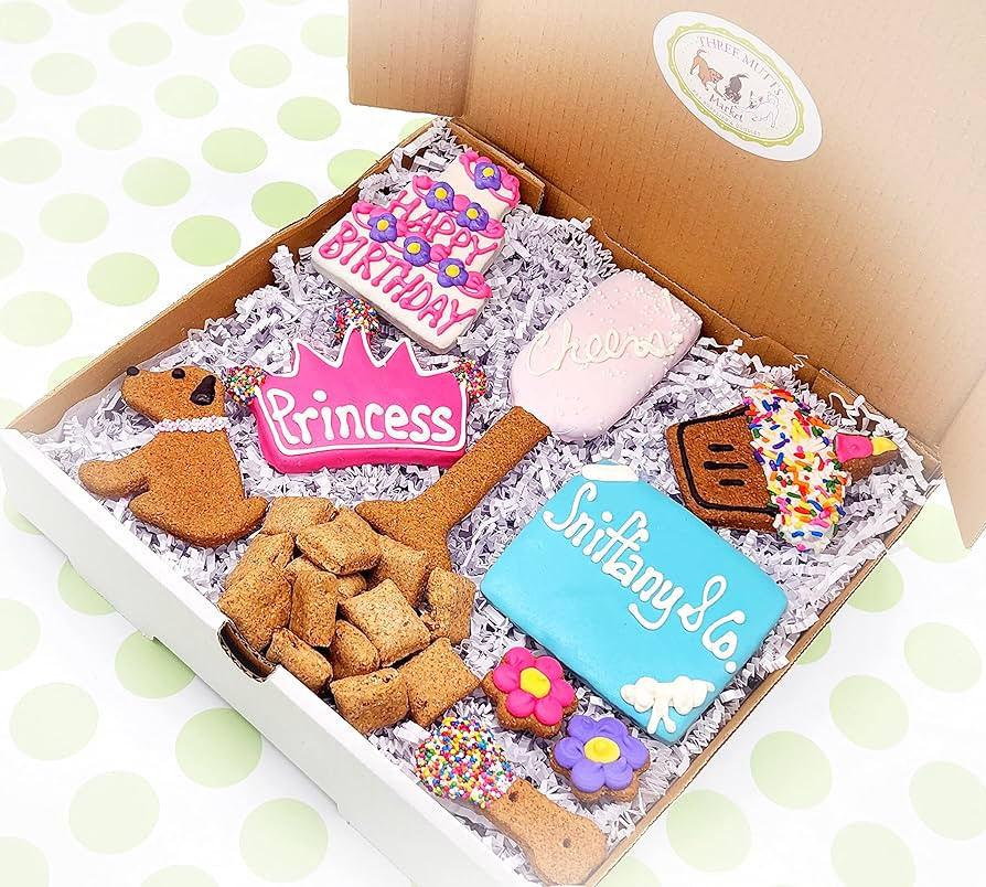 Happy Birthday Dog Treat Gift Box | Birthday Treats for Large Dogs | Human Grade, Handmade & Deco... | Amazon (US)