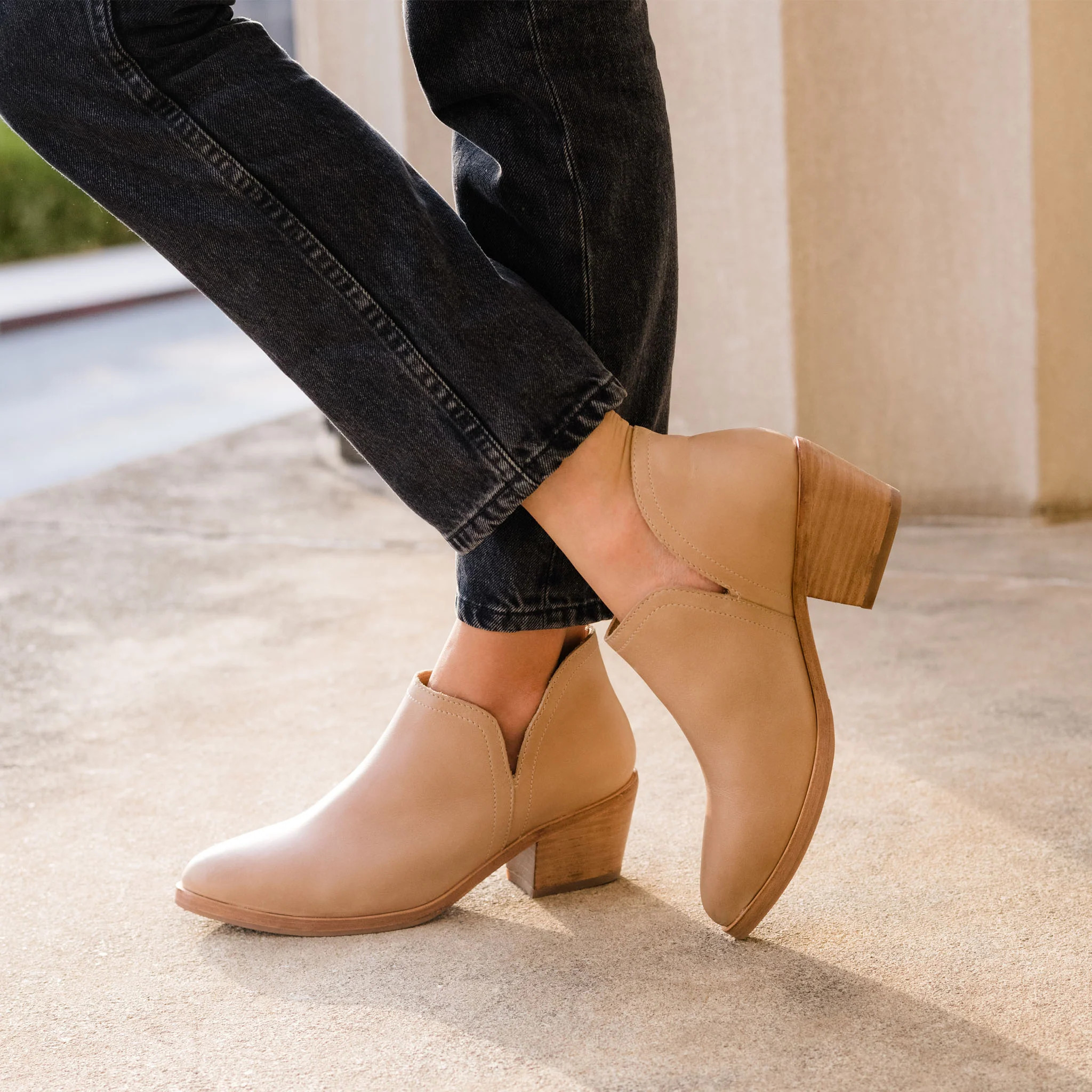 Mia Everyday Ankle Bootie | Nisolo