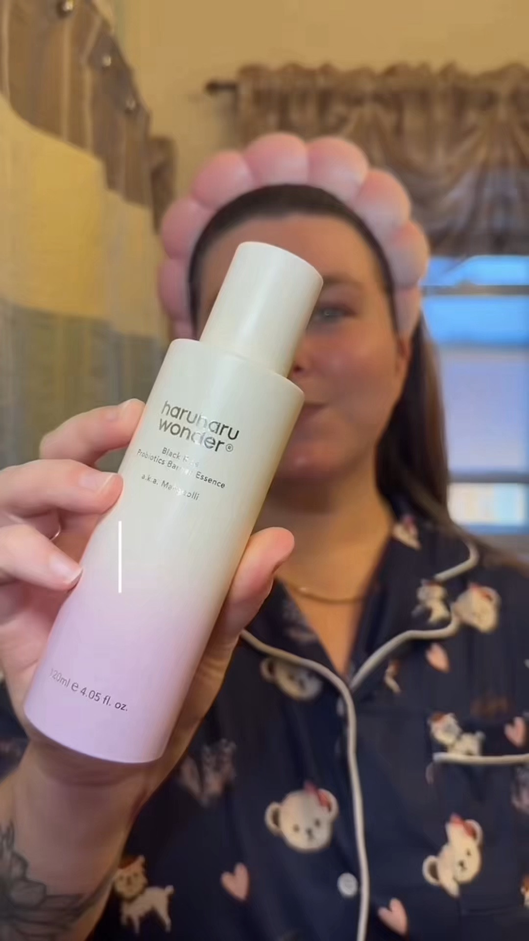 Using the Haruharu Wonder Black Rice Probiotics Barrier Essence 🌾✨

Focusing on hydration and strengthening my skin barrier to keep my skin feeling balanced and healthy

#LTKmorningroutine #LTKBeauty #LTKselfcare