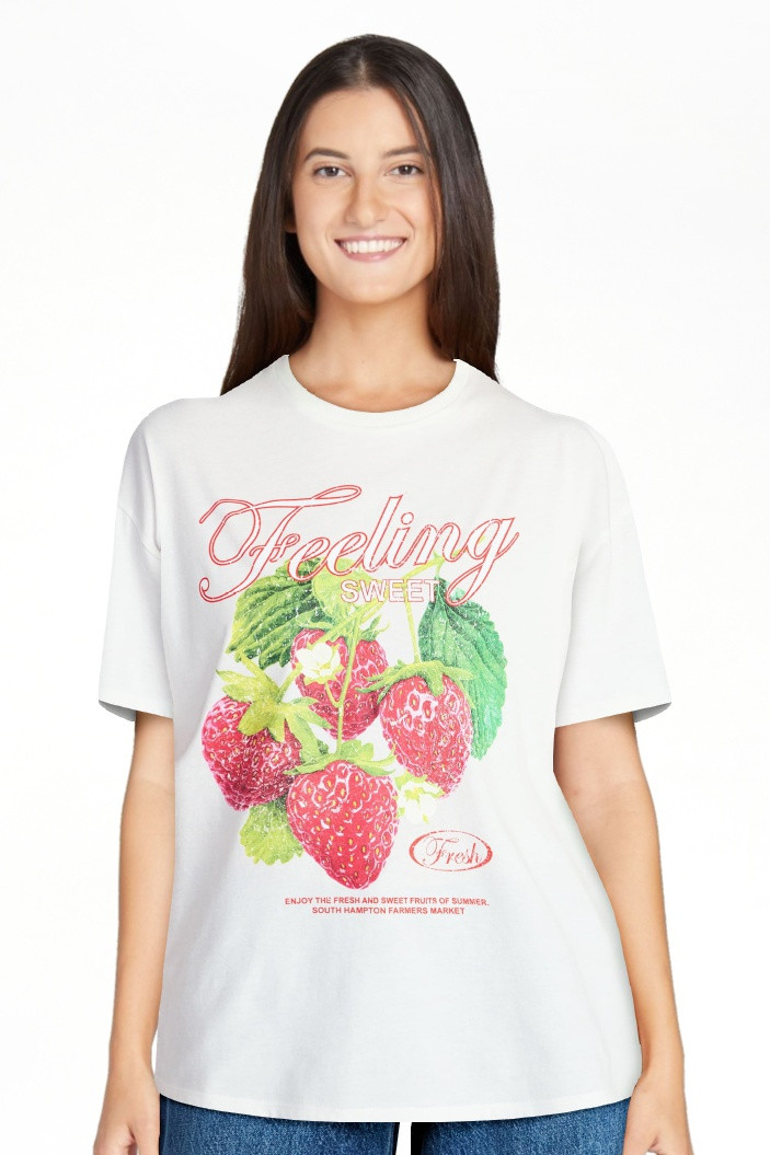 No Boundaries Washed Graphic Boyfriend Tee, Women's XXS-XXL | Walmart (US)