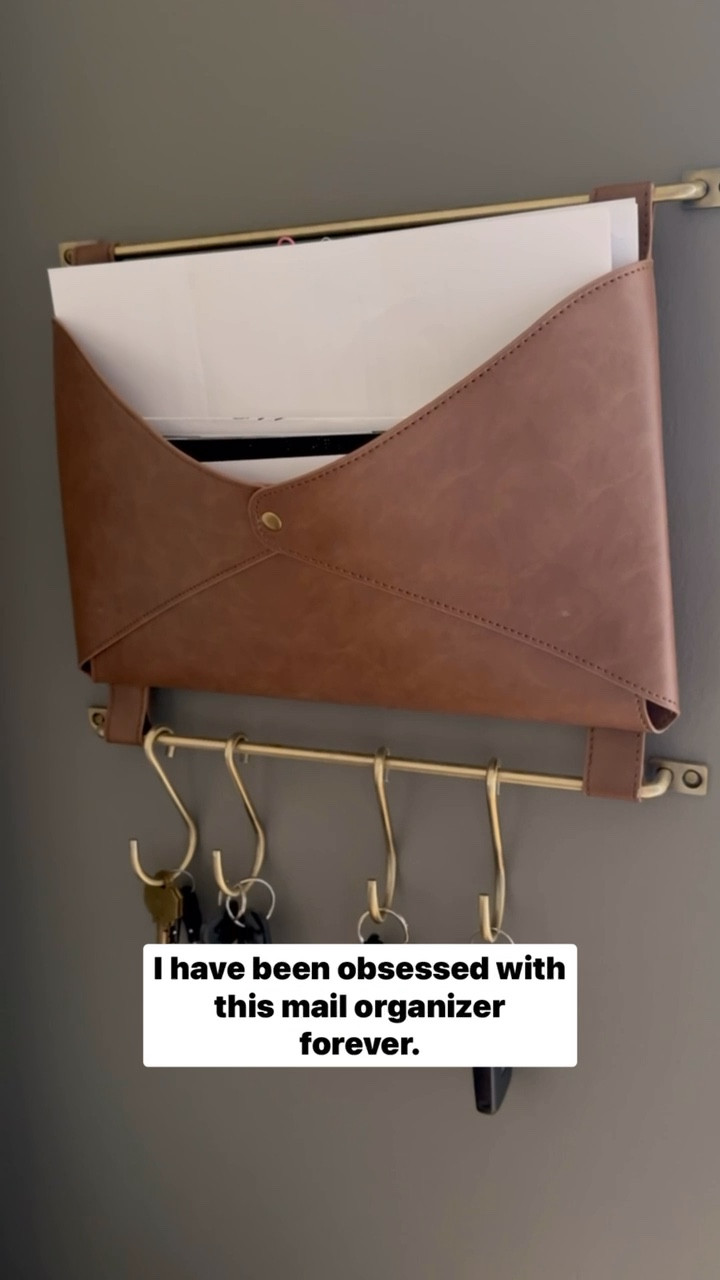 If you haven’t yet purchased this entryway organizer from Target, what are you waiting for?! I yap about it all the time as it’s one of my favorite Target home finds EVER. Yes, ever.

#LTKHome #LTKFindsUnder50 #LTKStyleTip